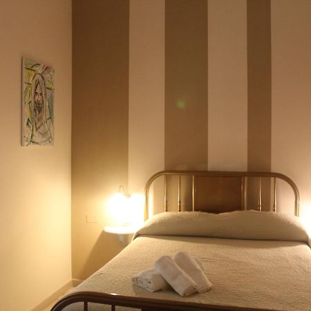Bed and Breakfast Donna Melina Mileto Exterior foto