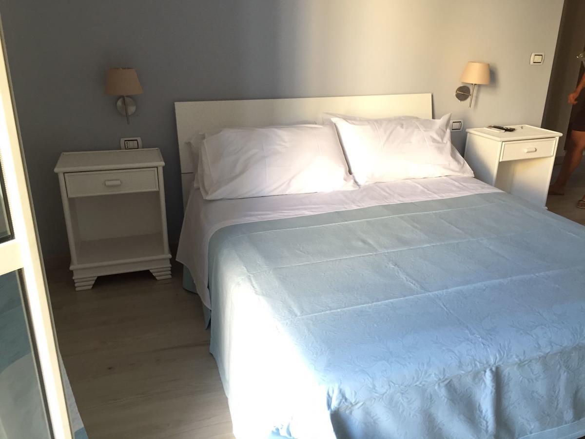 Bed and Breakfast Donna Melina Mileto Exterior foto
